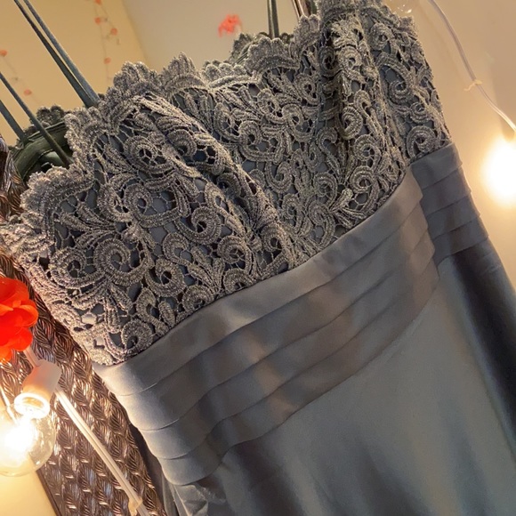 Large Green dress - Picture 5 of 7